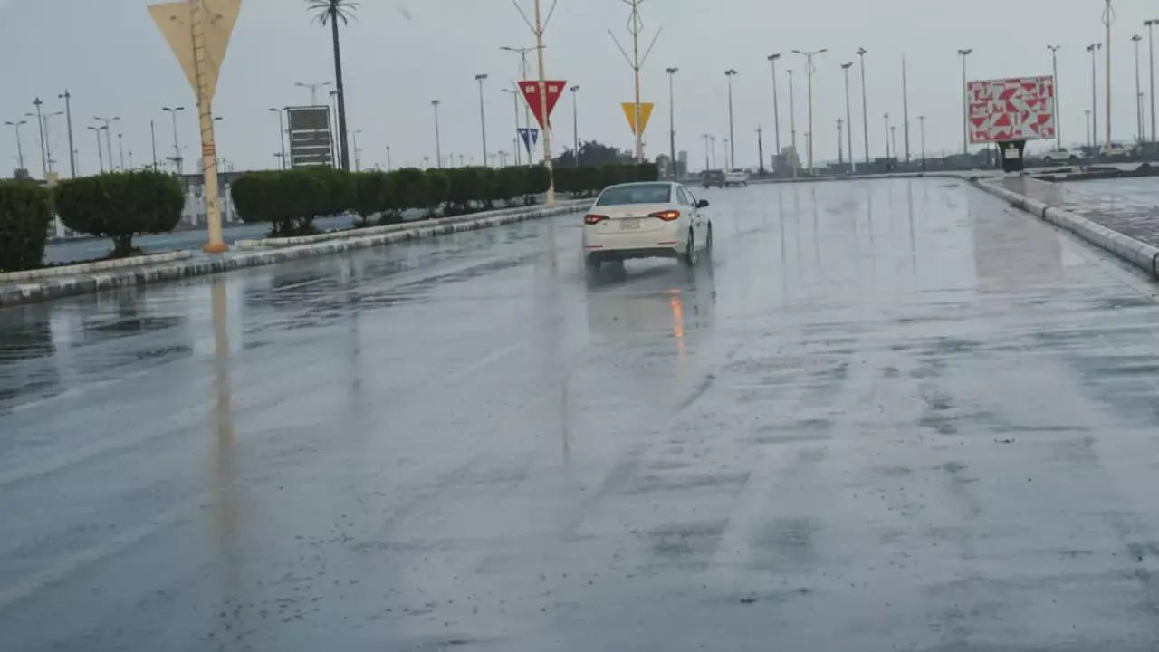 موجة البرد القطبية الرابعة تتسبب في أمطار غزيرة ودرجات حرارة تحت الصفر في 7 مناطق خلال 72 ساعة